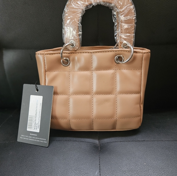 PrettyLittleThing Tan Quilted Mini Handbag - Picture 8 of 11